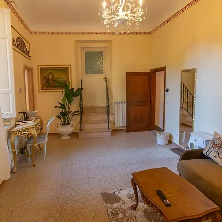 Palazzo Guelfa Apartamento